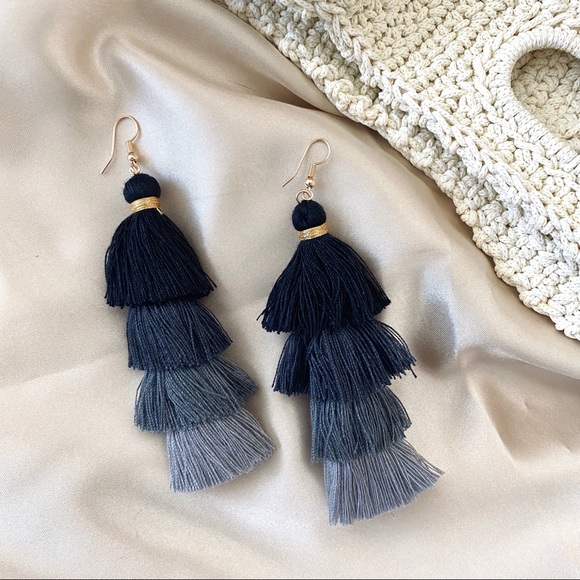 Lagom Studio Jewelry - ”Kona” Earrings /  Tassels Color Earrings
